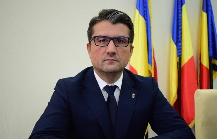 DNA: Primarul municipiului Constanța, Decebal Făgădău, trimis în judecată într-un dosar în care este vizat și Mazăre
