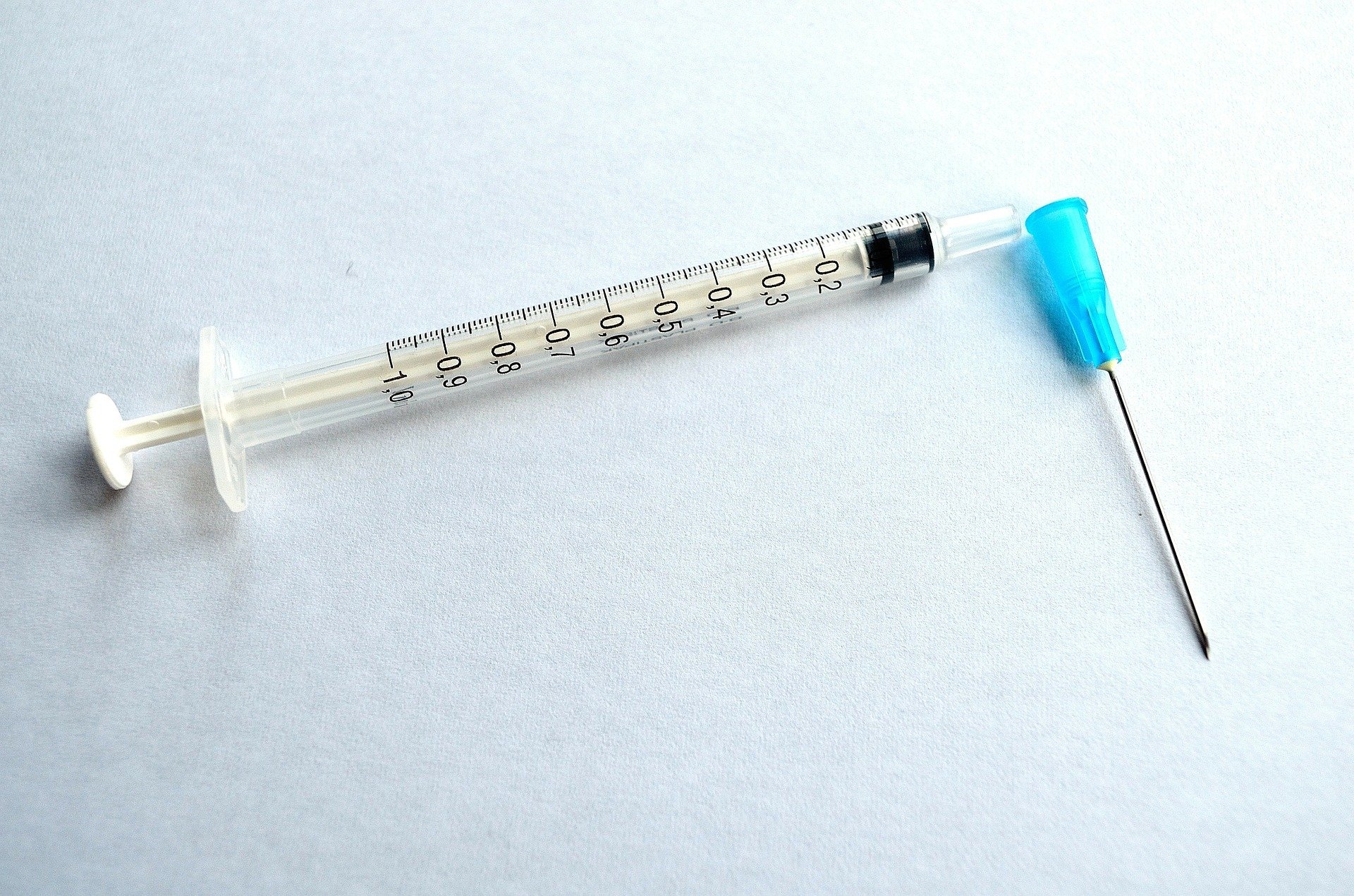 Vaccinul anti-Covid este pe cale să fie autorizat în Marea Britanie