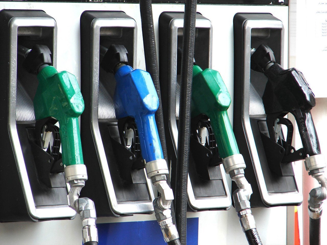 Benzina și motorina se scumpesc de la 1 ianuarie 2022 DOCUMENT