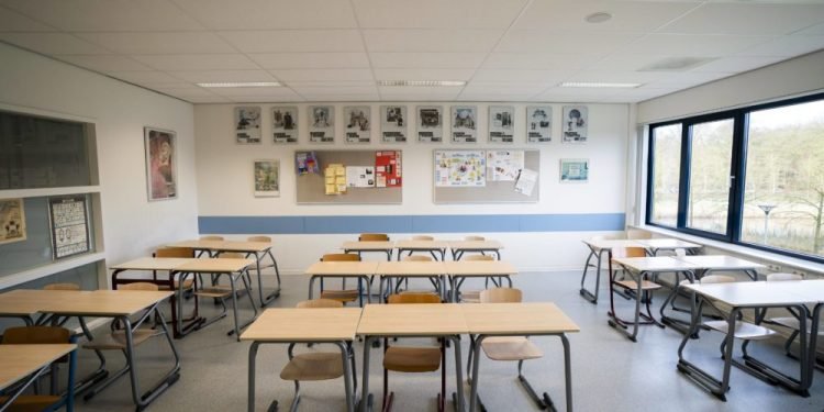 A început vacanța pentru elevii claselor primare