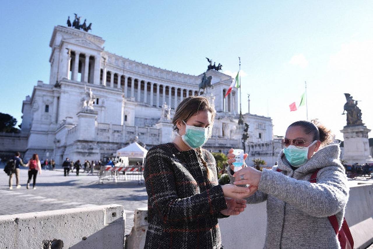 Italia înăspreşte restricţiile pe fondul exploziei numărului de cazuri de îmbolnăviri