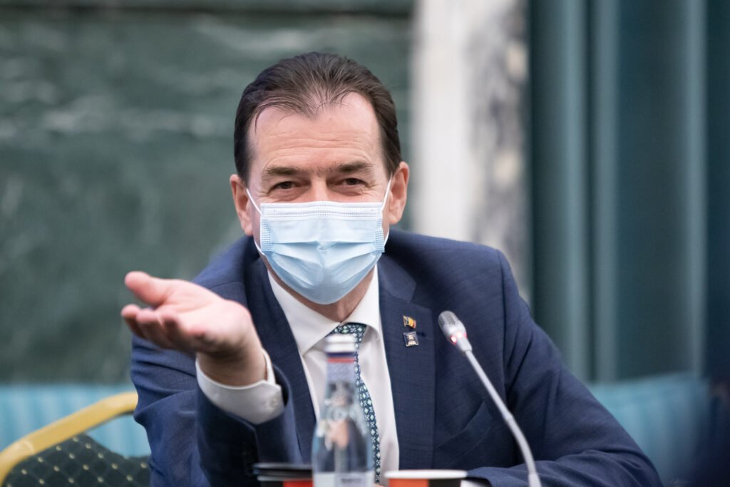 Premierul Orban: Purtaţi masca ca să nu fie nevoie de cea de oxigen