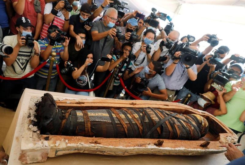 Eveniment epocal: Mumie de peste 2.500 de ani desoperită în Egipt