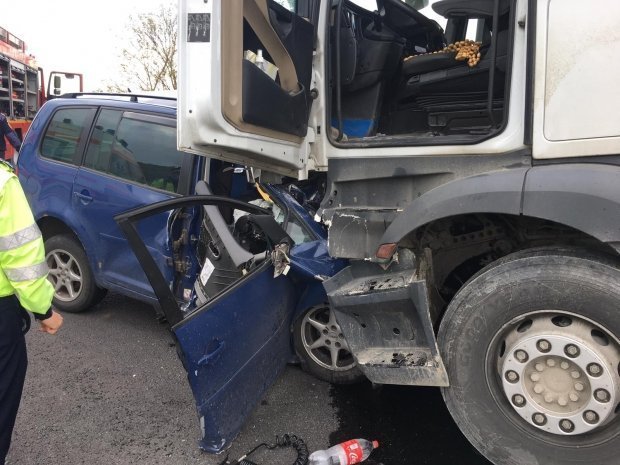 Atenți șoferi! Trafic deviat pe DN 65 Slatina – Pitești din cauza unui accident