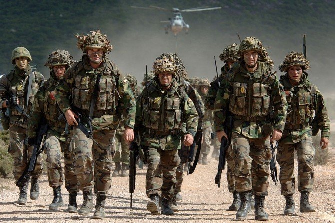 NATO despre Afganistan: Ce se va întâmpla cu militarii români din zonă