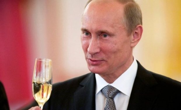 Ziua lui Vladimir Putin sărbătorită cu teste pentru rachete hipersonice