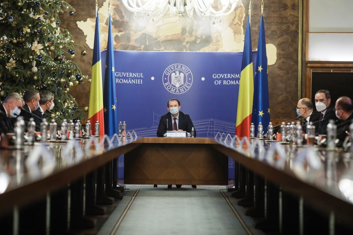Florin Cîțu propune mandate de trei ani pentru posturile de conducere din administrația publică