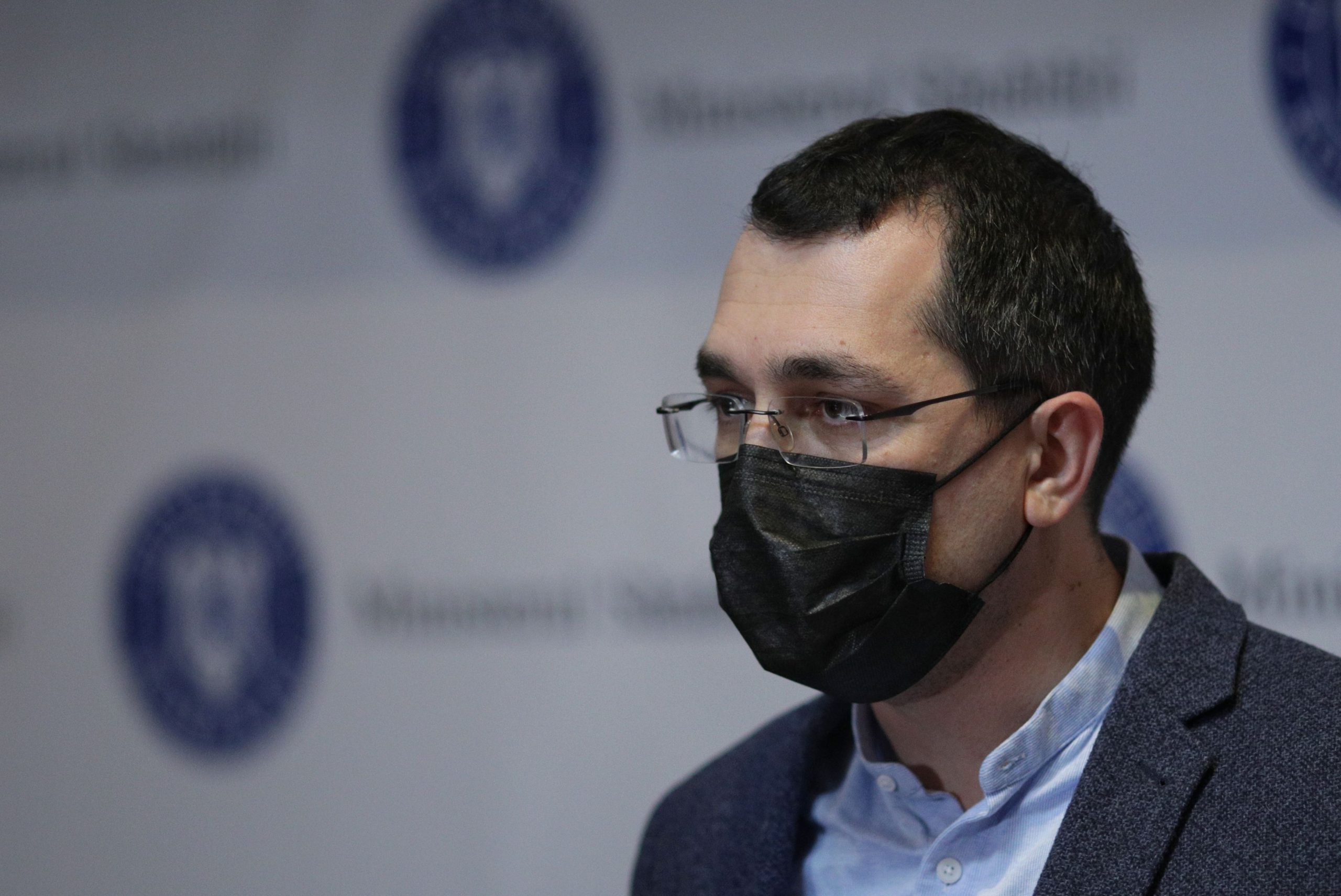 Ministerul Sănătății îi cere lui Vlad Voiculescu „să înceteze diseminarea informațiilor false în spațiul public”