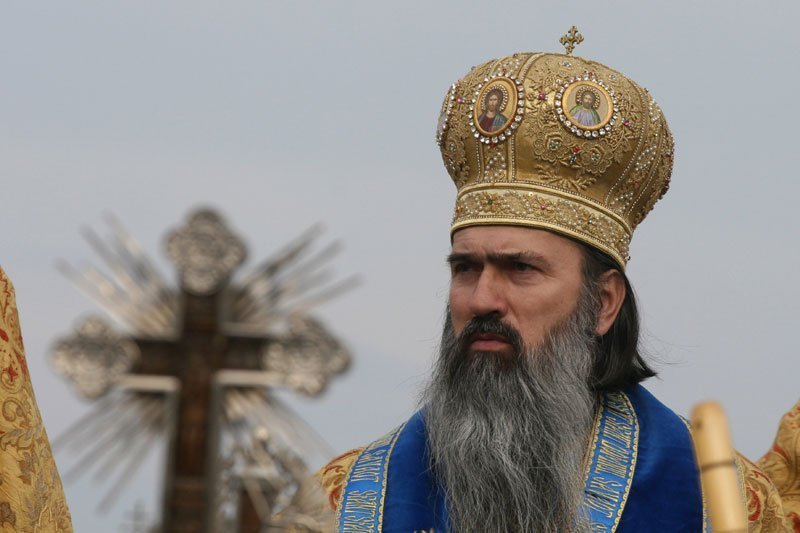 Arhiepiscopul Teodosie, amendat de poliție pentru încălcarea carantinei