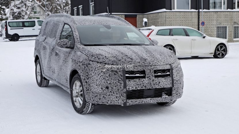 Dacia pare a pregăti Logan MCV 2023