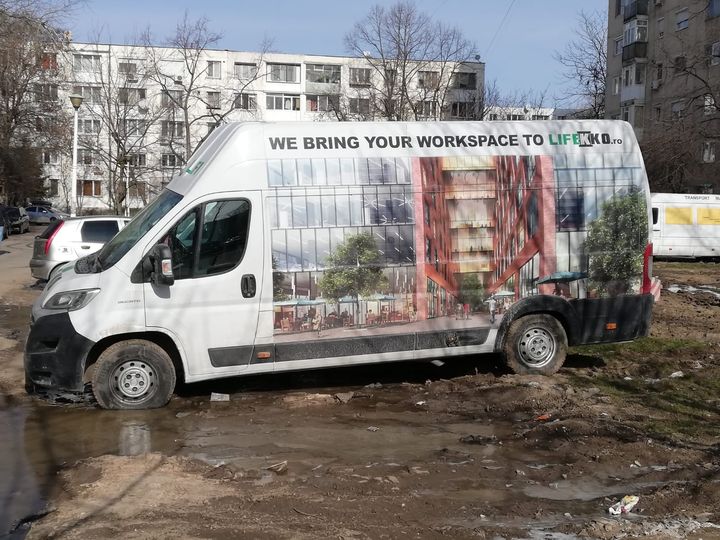 Ciprian Ciucu dă startul ridicării mașinilor parcate ilegal în Sectorul 6