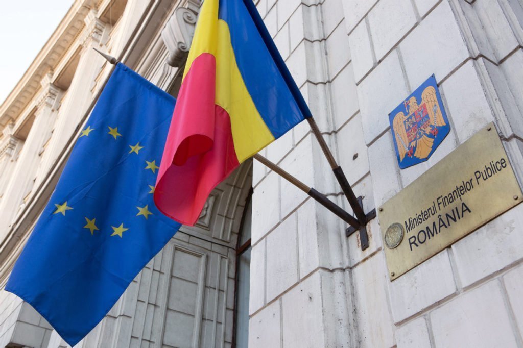 Românii pot investi în titlurile de stat Tezaur cu dobânzi de până la 8,10% pe an