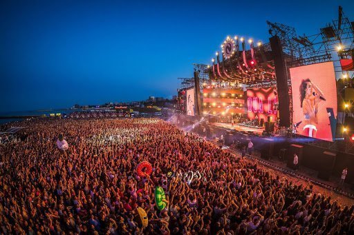 Organizatorii Neversea au investit aproape un milion de euro în plaja unde se va ţine festivalul