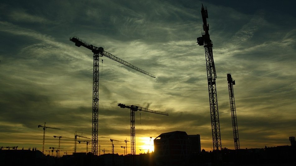 Piața construcțiilor se gripează: sectoarele cu cele mai mari creșteri și pierderi