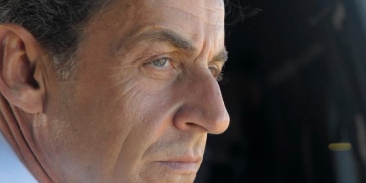 Fostul preşedinte al Franței, Nicolas Sarkozy, condamnat la trei ani de închisoare