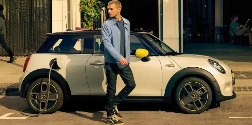 Brandul Mini, deținut de BMW, va deveni electric până în 2030