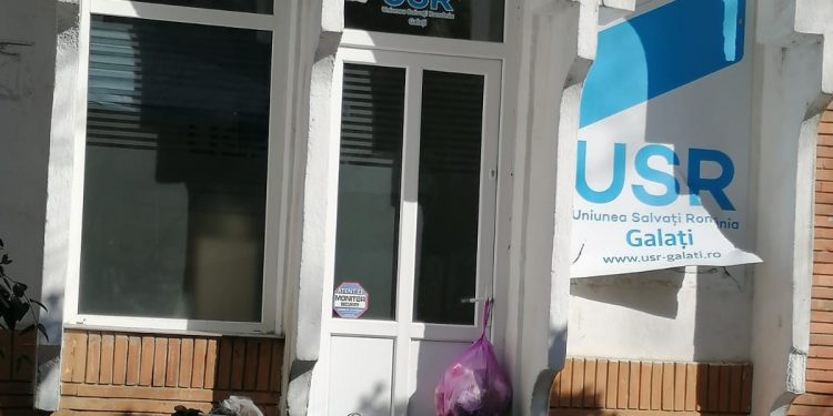 Sediu USR vandalizat. Incidentul este pus pe seama protestelor împotriva noilor restricții
