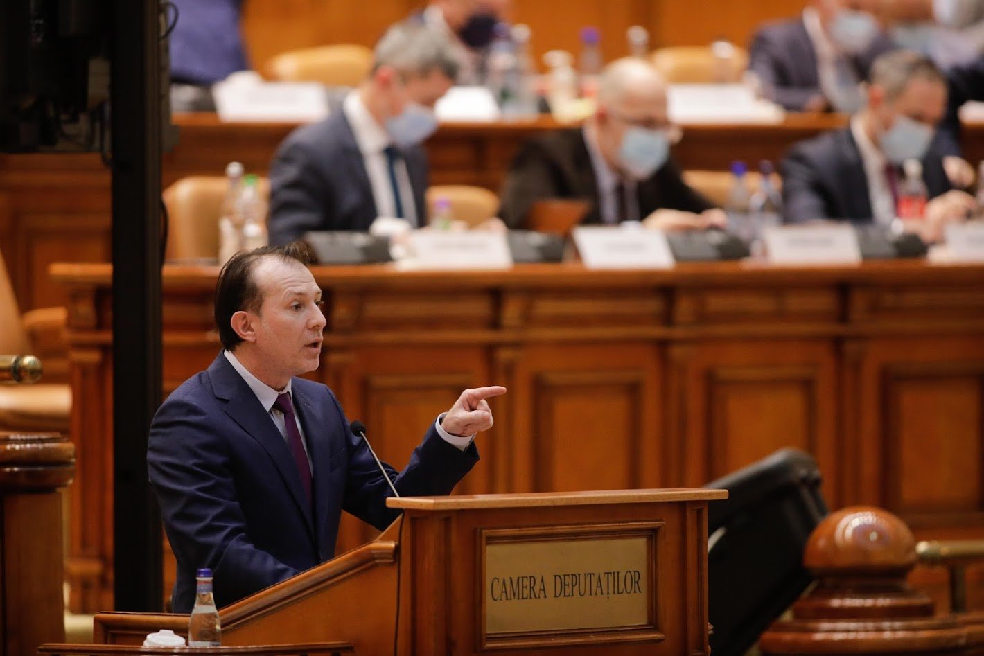 Florin Cîțu în Parlament (Inquam Photos-George Călin)