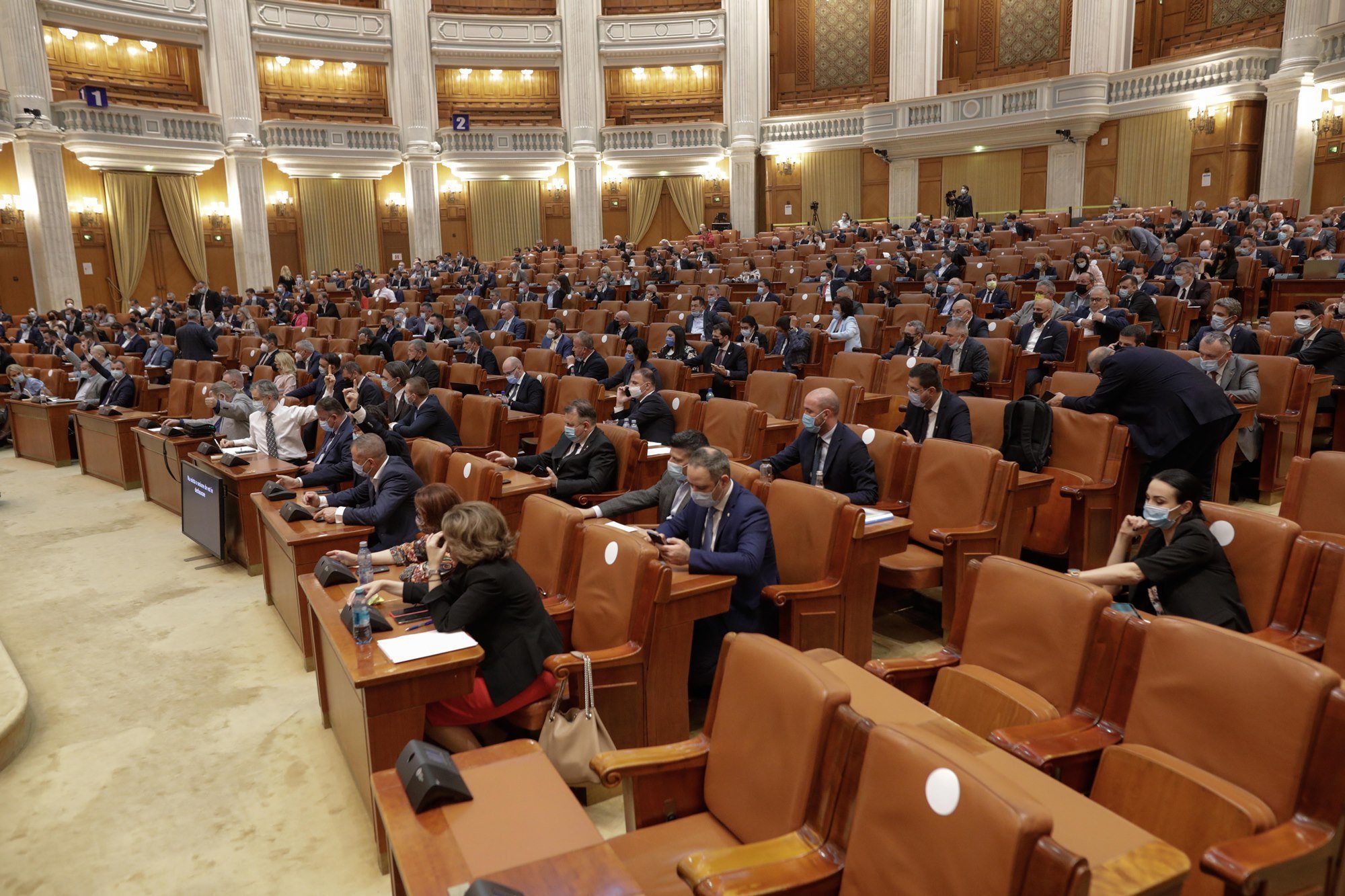 Parlamentul reunit (INQUAM_Photos_George_Calin)