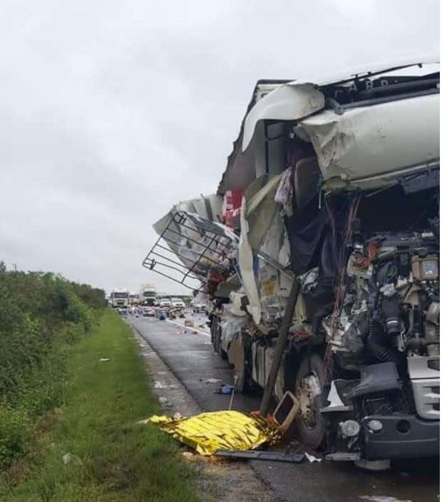 Accident pe autostrada București – Pitești: Șoferul unui TIR a murit