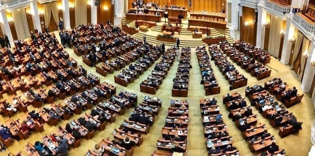 Ședință în Parlament: PNL nu participă la prezentarea moțiunii de cenzură