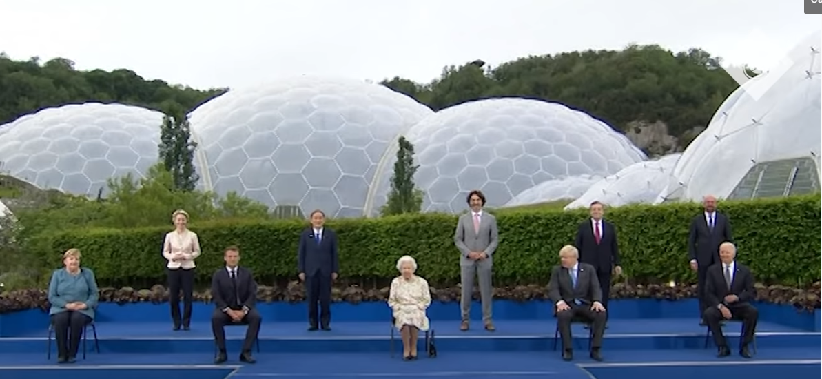 Întâlnirea liderilor G7. Regina Elisabeta a II-a, gazdă: Ar trebui să arătăm de parcă ne simțim bine? (VIDEO)