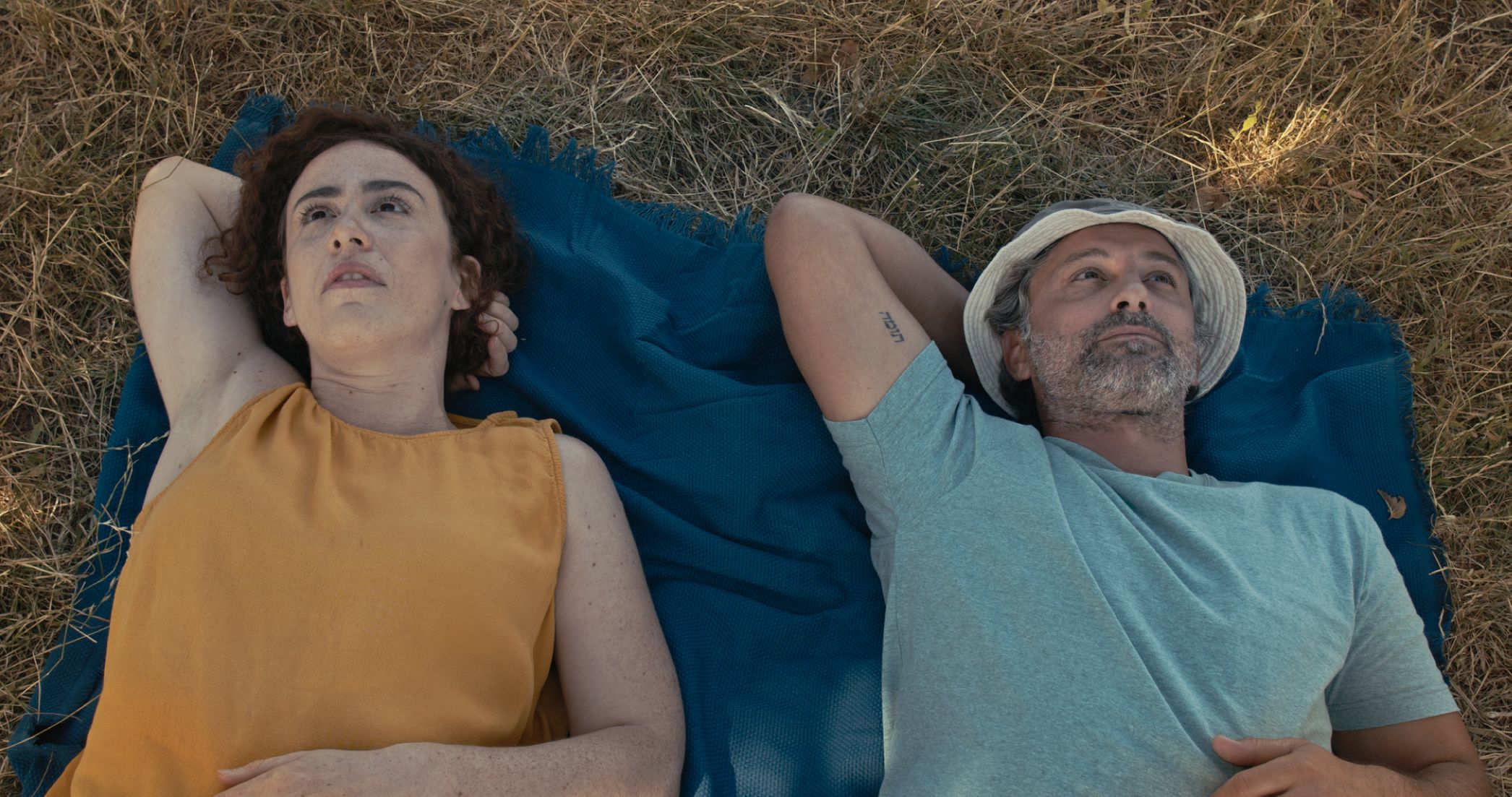 Prin oraş circulă scurte poveşti de dragoste…Scurtmetraj românesc, premiat la Cannes
