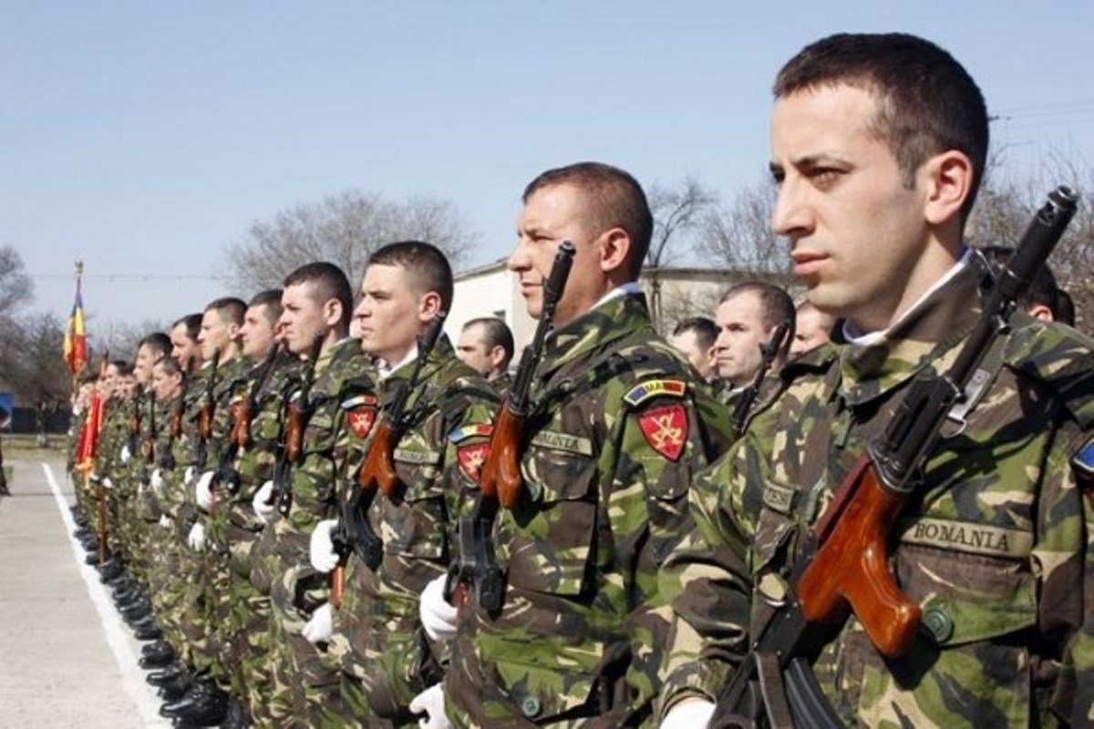 Vasile Dîncu despre creșterea salariilor în armată: Avem un proiect de ordonanță în lucru