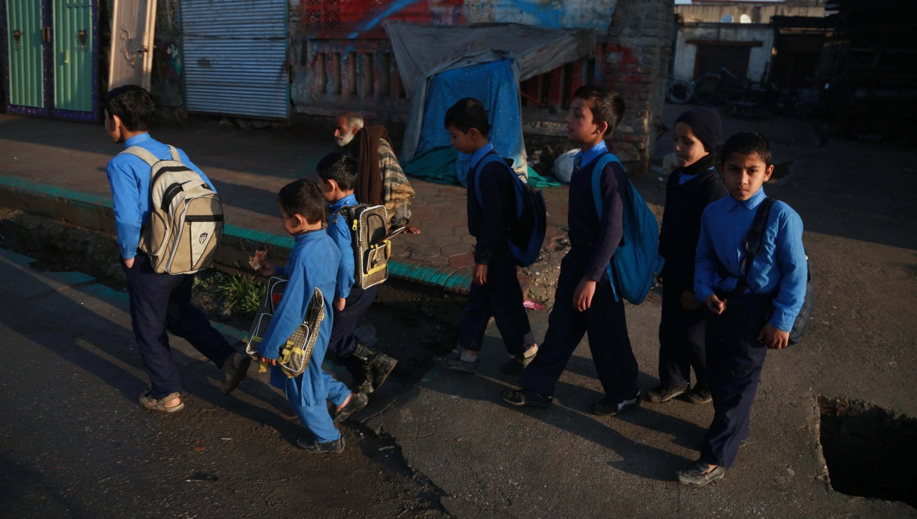 ONU: În această iarnă, 22,8 milioane de afgani, în situația de a emigra sau a muri de foame