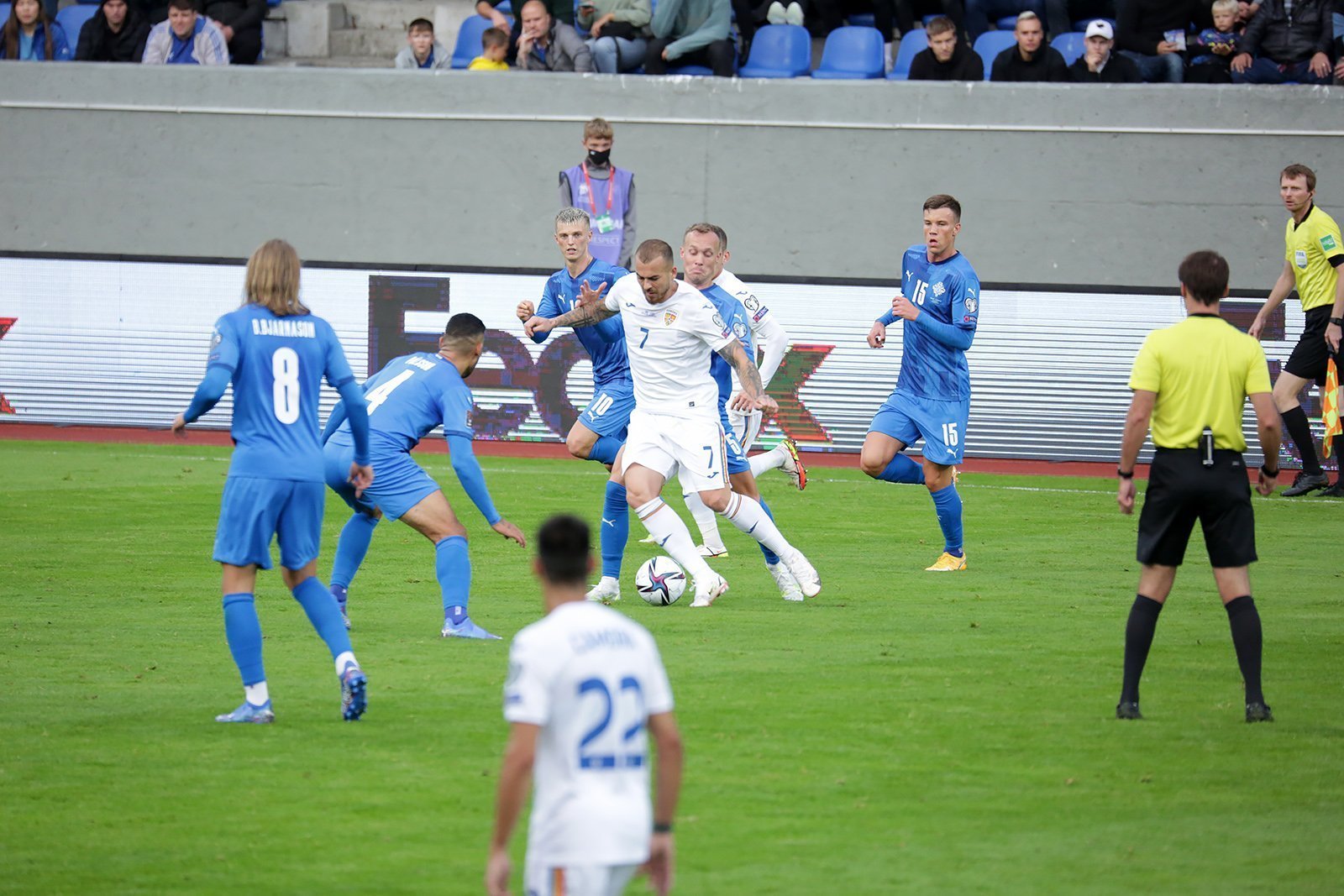 ISLANDA – ROMÂNIA 0-2, în preliminariile CM 2022. Dennis Man și Nicușor Stanciu au marcat golurile “tricolorilor”