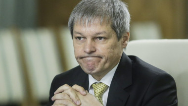SURSE: Ciucă și Cioloș, întâlnire de foc săptămâna următoare!