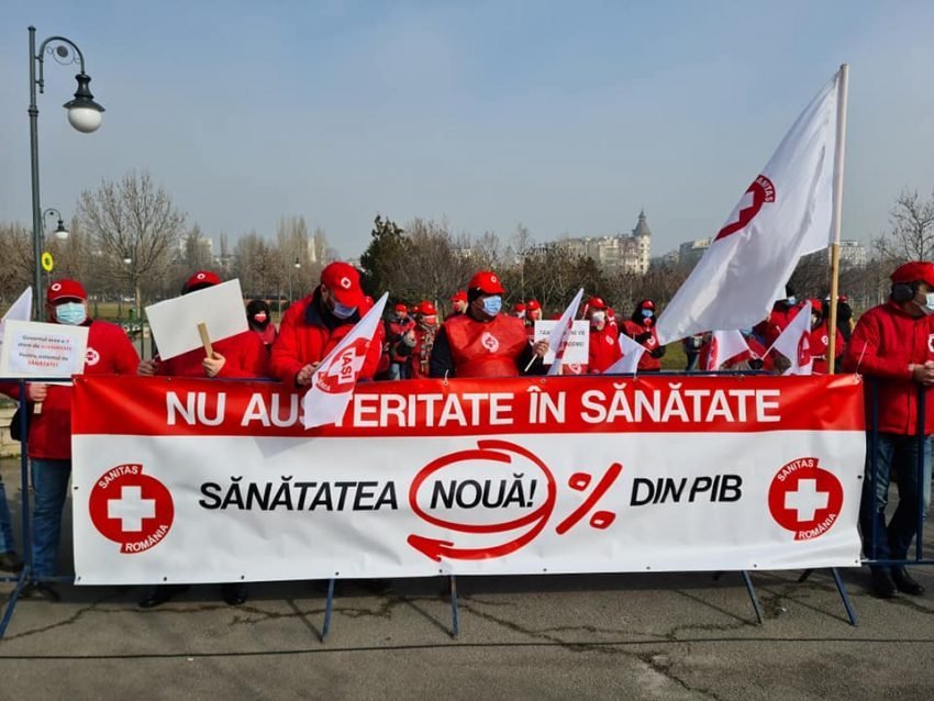 Sindicaliștii din Sănătate protestează în fața Guvernului