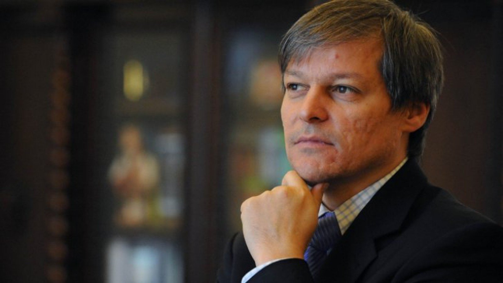 Dacian Cioloş: Ciolacu şi Firea să-l oprească din acţiunile ilegale pe colegul de partid şef de sindicat la STB