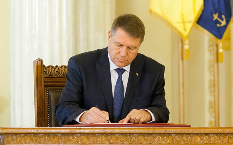 Cinci ambasadori români au fost rechemați în țară de președintele Klaus Iohannis