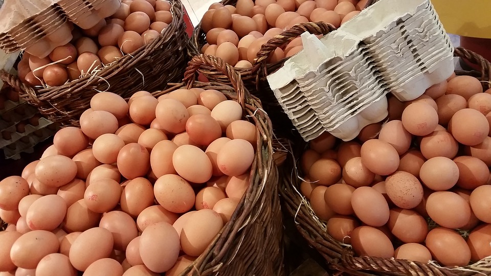 Ouă cu rația în supermarketurile din Marea Britanie