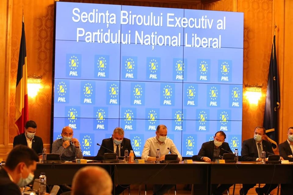 Liberalii decid azi soarta noului Guvern, a SRTv şi SRR și eventuala excludere din partid a lui Ludovic Orban