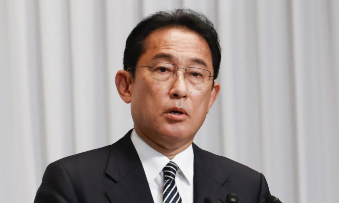 Reales premier al Japoniei, Fumio Kishida schimbă un singur ministru în noul cabinet
