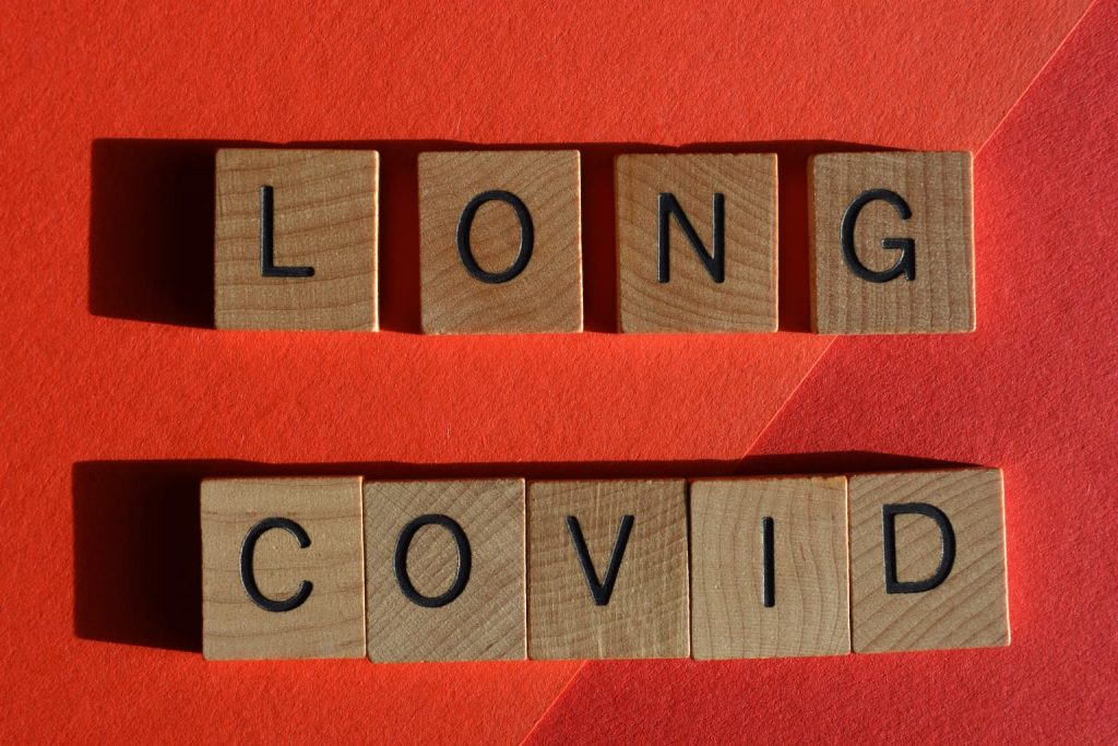 „Long Covid”, o nouă boală cronică?