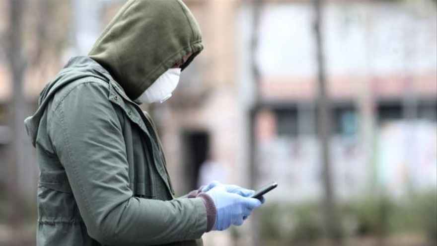 Hoție pe pandemie: Furtul comis de o persoană care a purtat masca obligatorie pe față este simplu sau calificat?