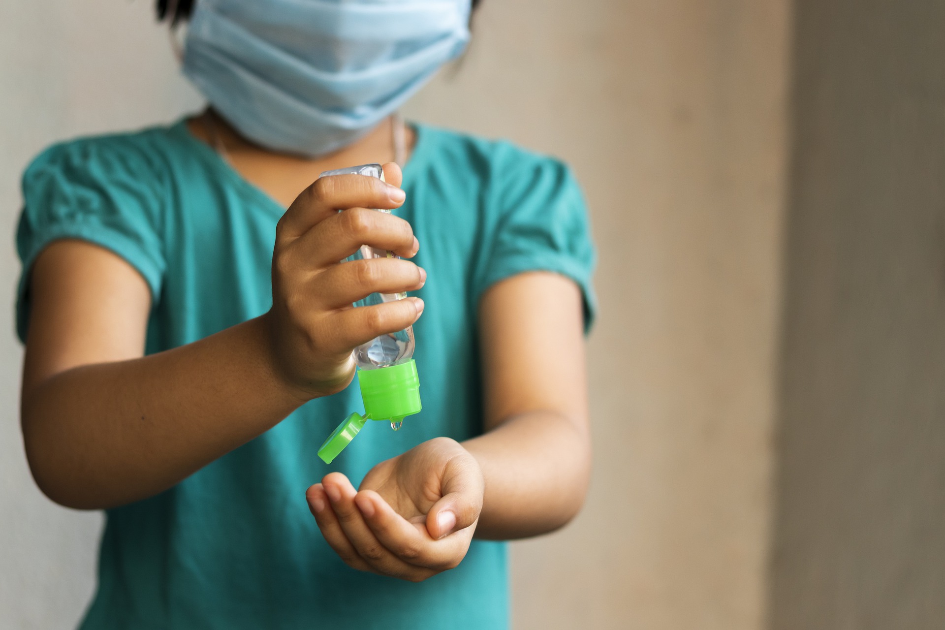 Aproximativ 90% din populația globului s-a imunizat contra coronavirusului, anunță OMS