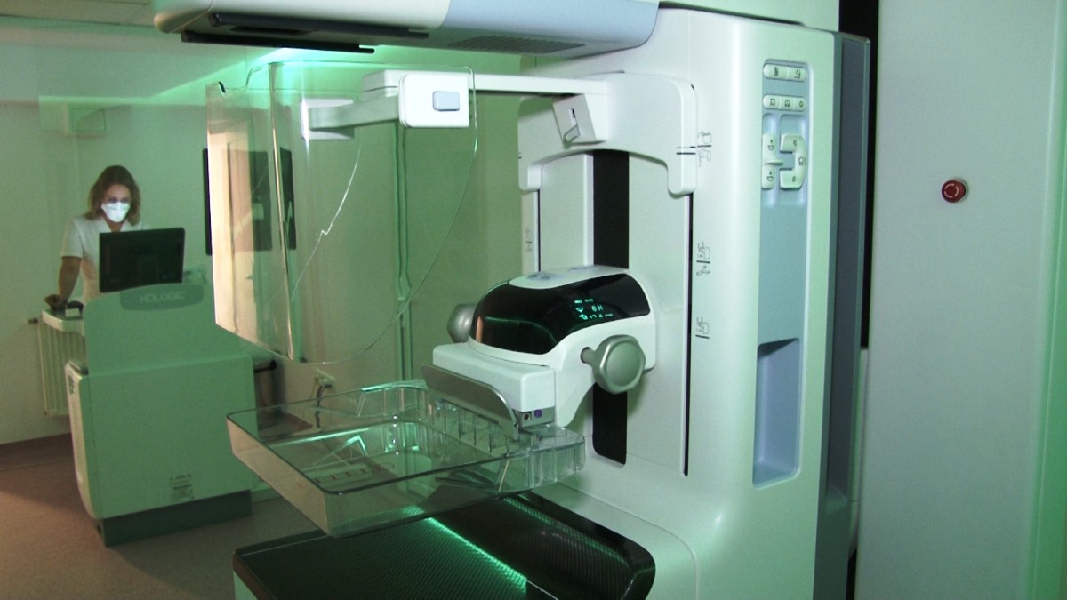 Spitalul ”Victor Babeș” Timișoara: Mamograf digital 3D, care depistează cancerul cu o precizie de aproape 99%