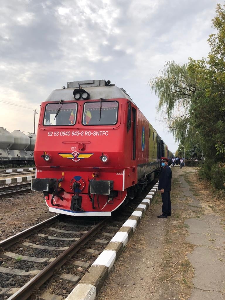 Mersul trenurilor pe ruta Baia Mare – Jibou. Degajare de fum la locomotiva trenului Regio 4044