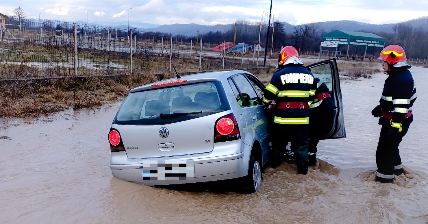 Inundațiile au făcut din nou prăpăd în județele Alba și Mureș
