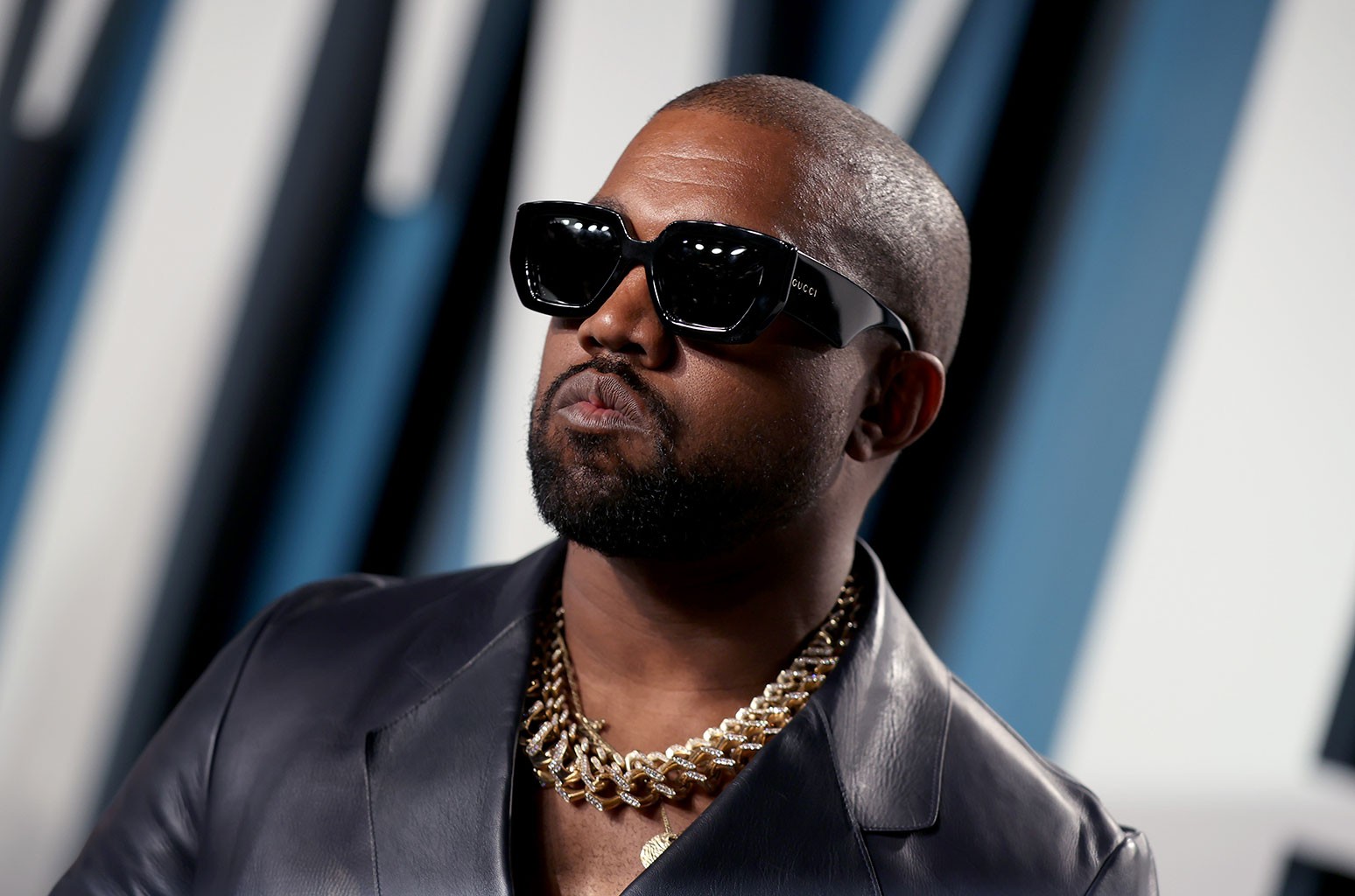 Kanye West a fost suspendat de pe Instagram timp de 24 de ore
