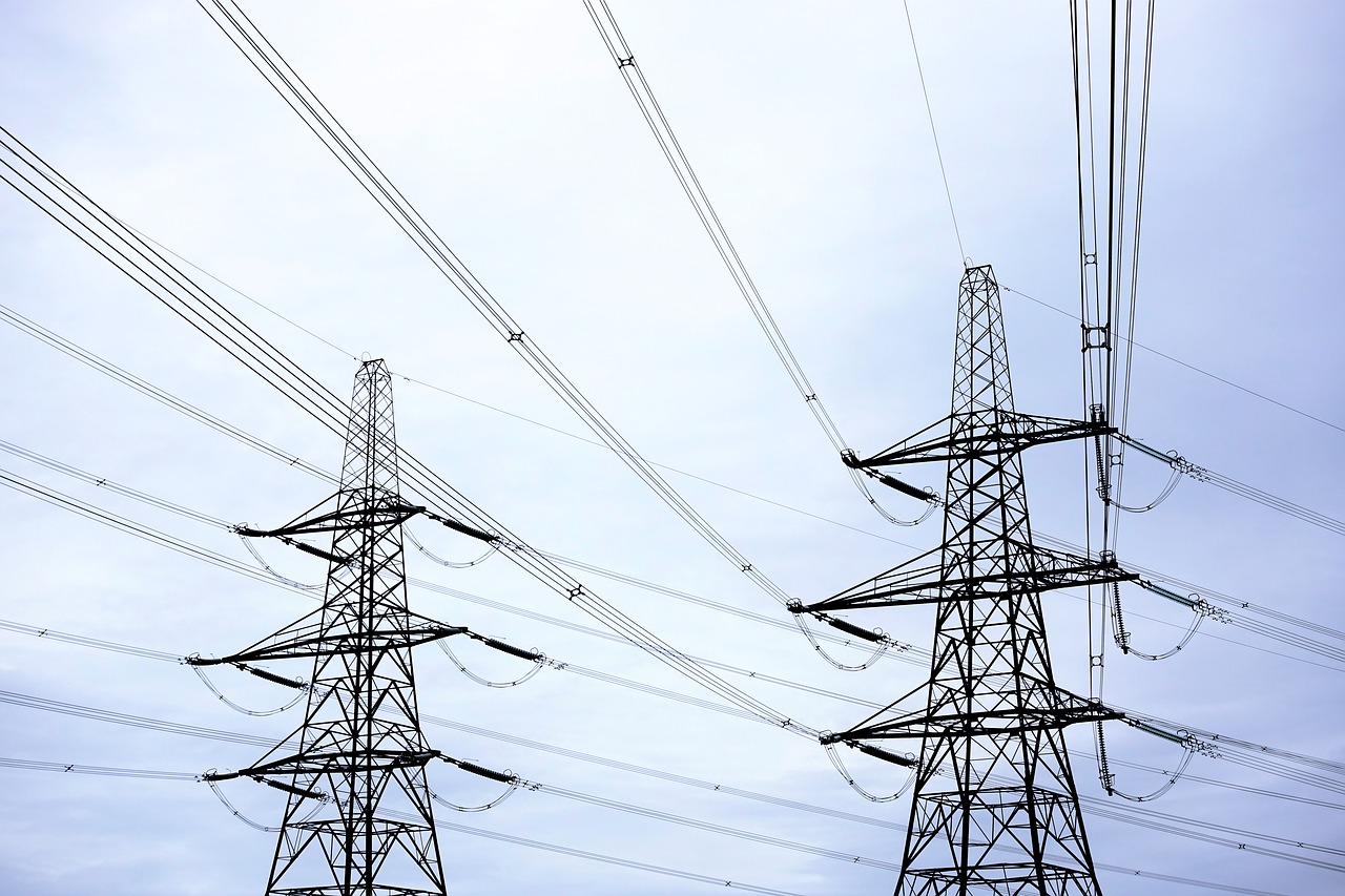 Ciucă: PNL susţine plafonarea preţului la energie şi supraimpozitarea pe întreg lanţul