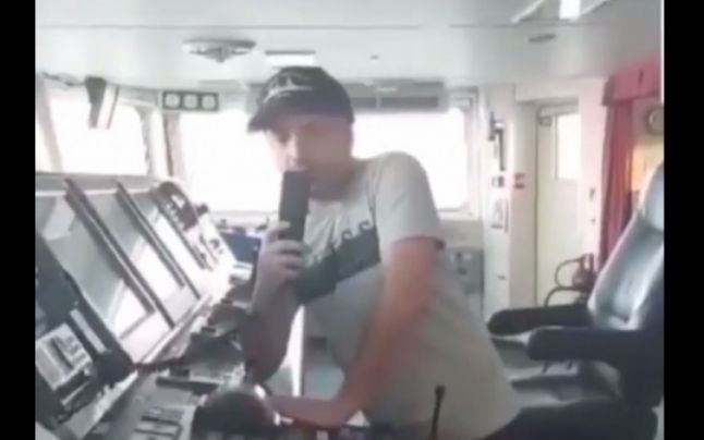 „Aţi rămas fără combustibil? Vâsliţi!”. Dialogul dintre un marinar rus şi un secund georgian (VIDEO)