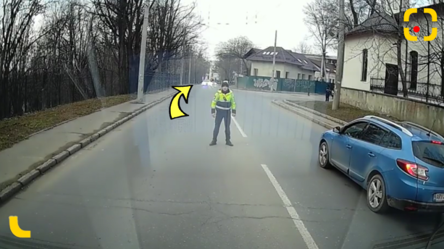 Ambulanță oprită pentru a permite trecerea coloanei oficiale a Guvernului României (video)