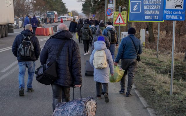 ANOFM: Cetăţenii ucraineni pot munci în România fără aviz de angajare maximum 9 luni