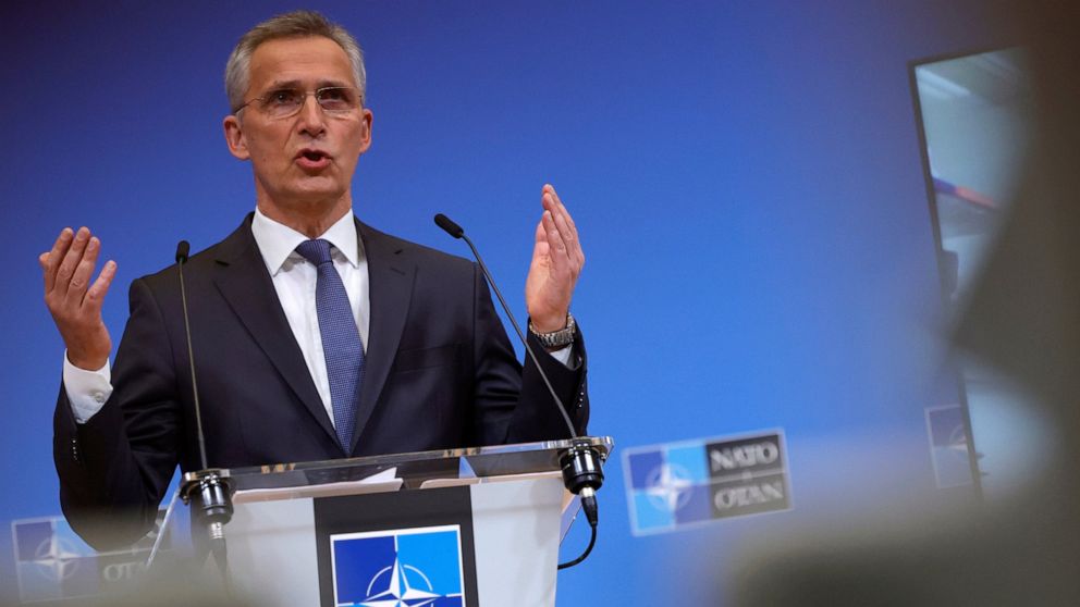 Ucraina are nevoie de „mai multe arme grele”, afirmă șeful NATO