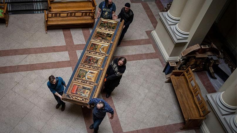 Povestea tristă a muzeelor din Lvov. ”Muzeele trebuie să trăiască”, în primul rând pentru copii